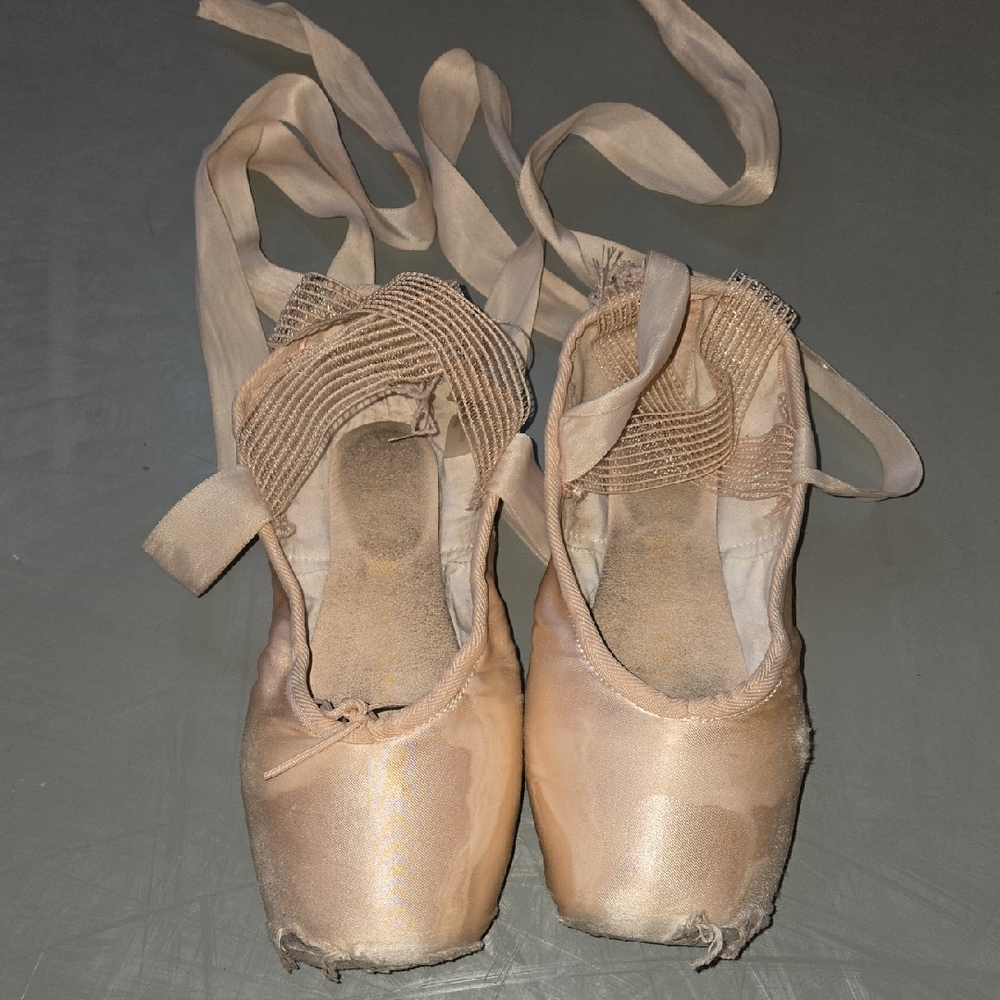 Used Pointe Shoes